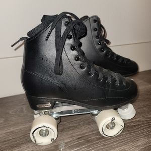 (SOLD) Women sz 10 Roller Derby Rollerskates